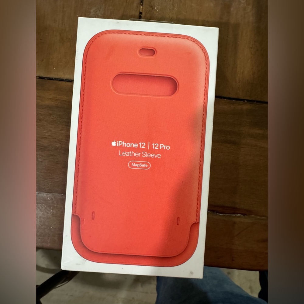 iPhone 12 12pro Sleeve (Pink)